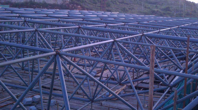 邳州概述网架加工中对钢材的质量的过细恳求